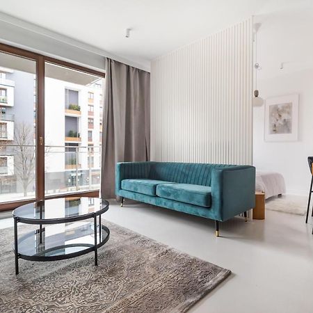 Wola Artistic Designer Apartment Warsaw Exterior photo