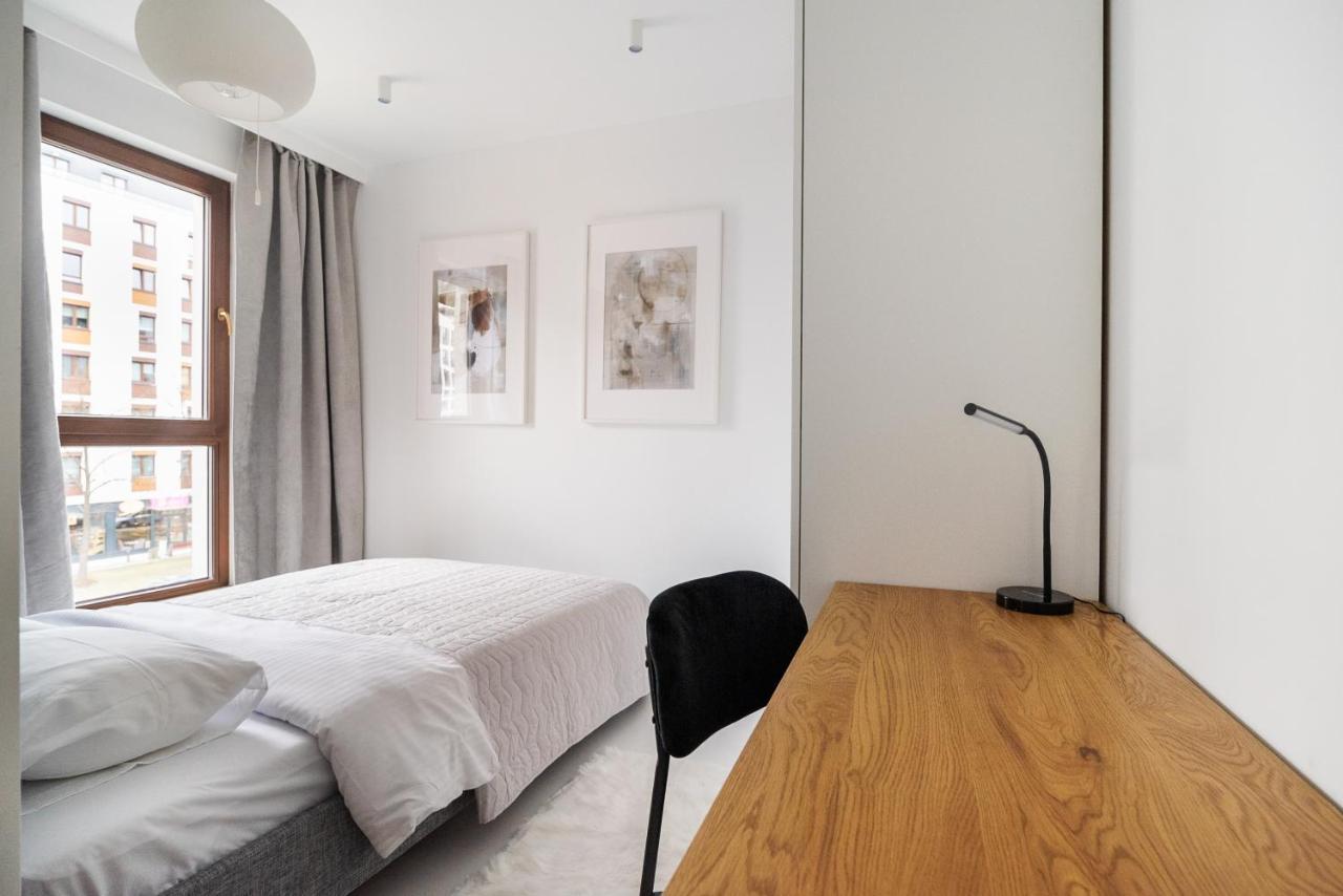Wola Artistic Designer Apartment Warsaw Exterior photo